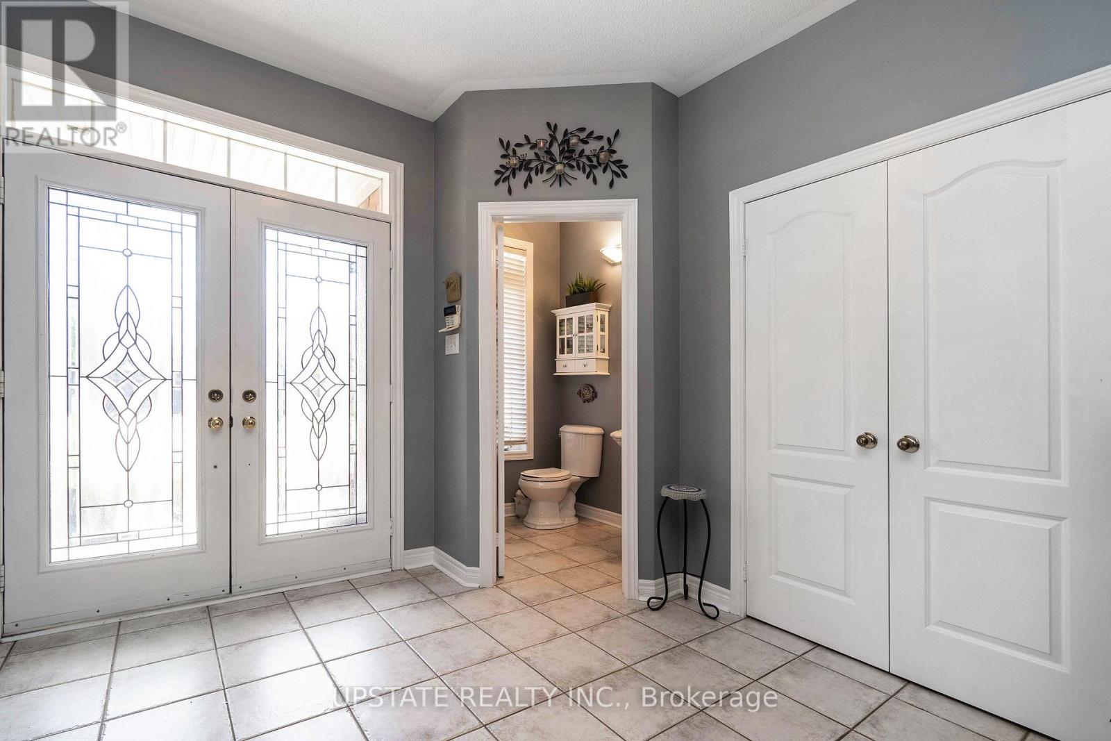 29 BLAKETON COURT - 3