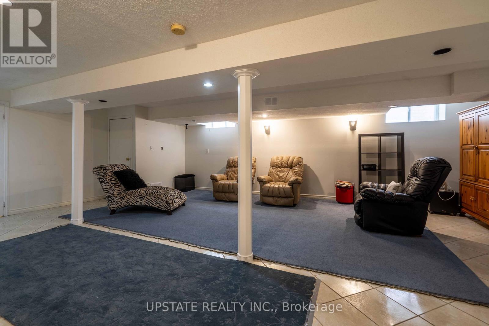 29 BLAKETON COURT - 37