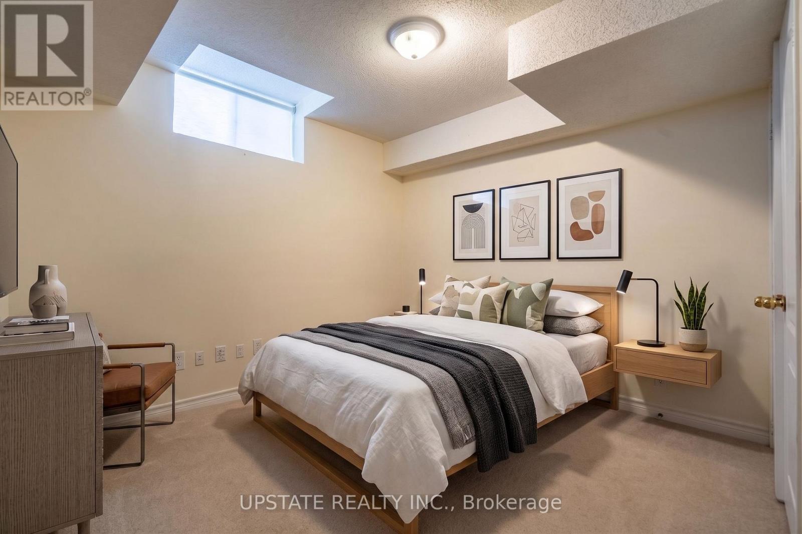 29 BLAKETON COURT - 40