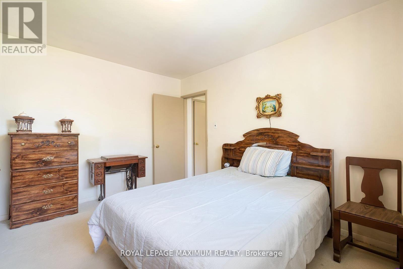 565 PINEGROVE ROAD - 10