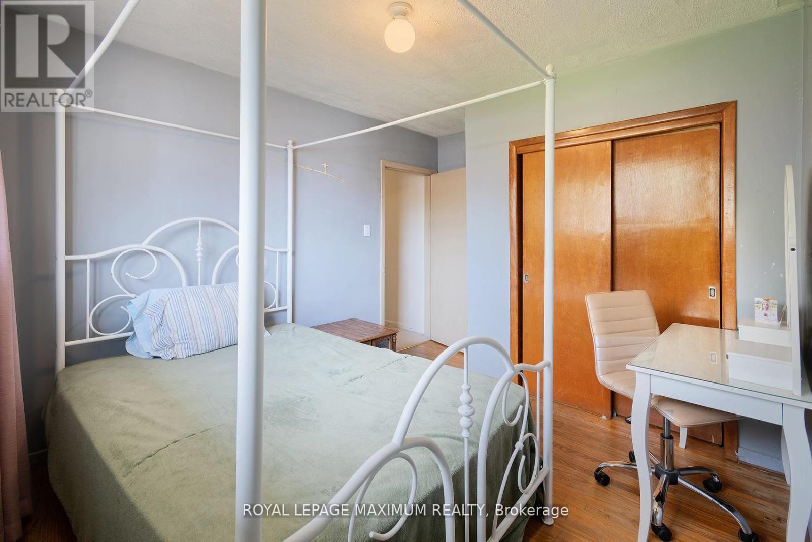 565 PINEGROVE ROAD - 14