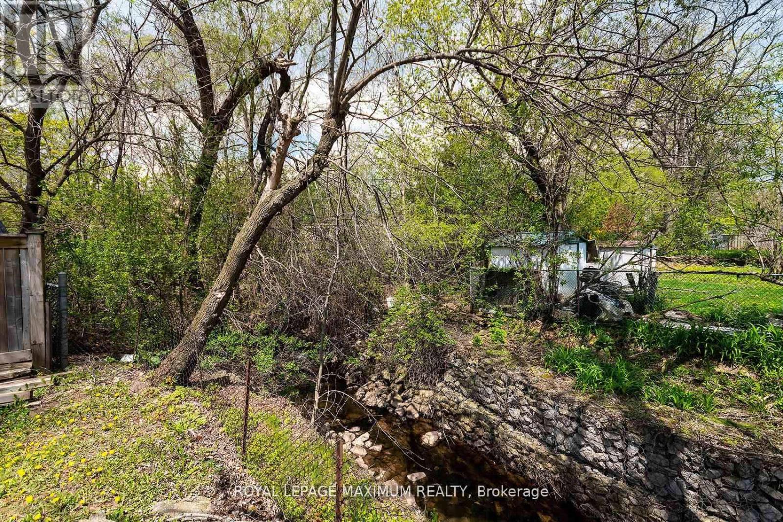565 PINEGROVE ROAD - 27