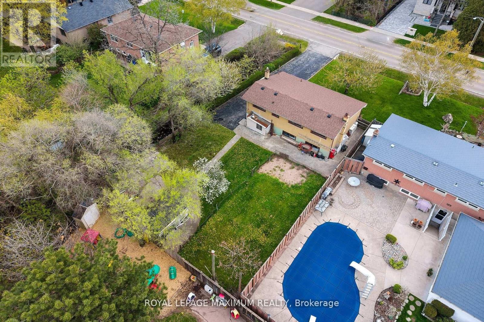 565 PINEGROVE ROAD - 29