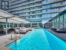 #715 103 THE QUEENSWAY - 24