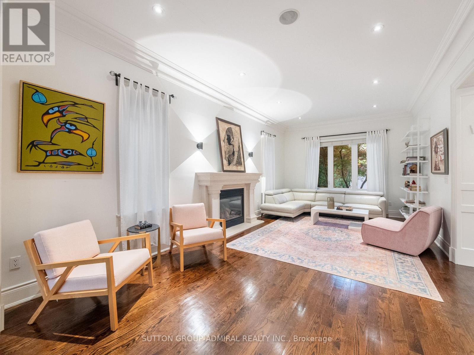 35 WENTWORTH AVENUE - 20