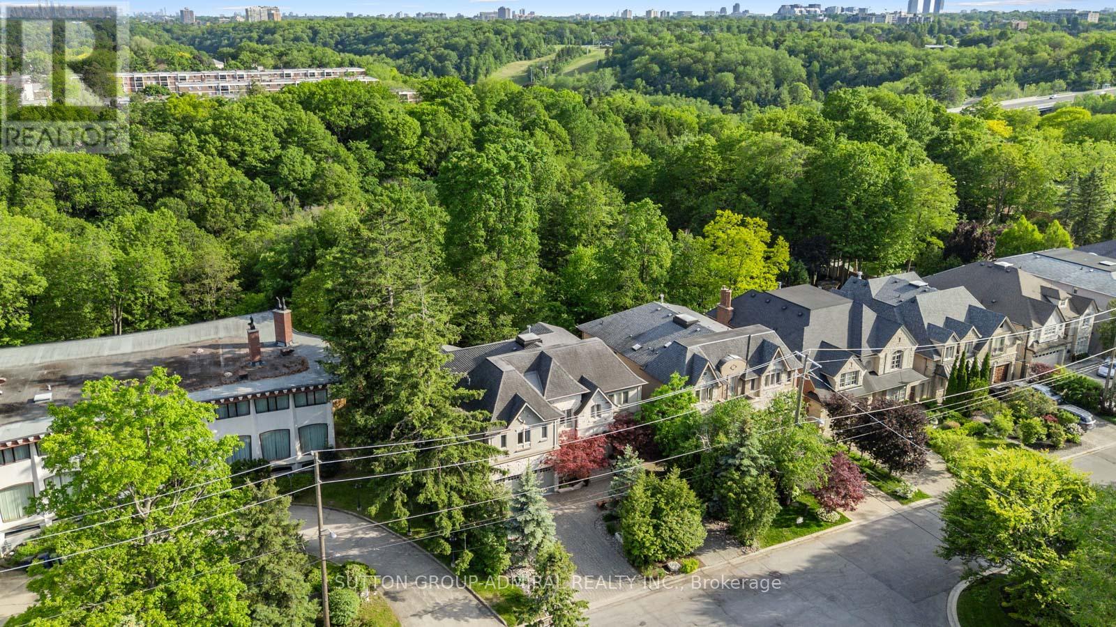 35 WENTWORTH AVENUE - 50