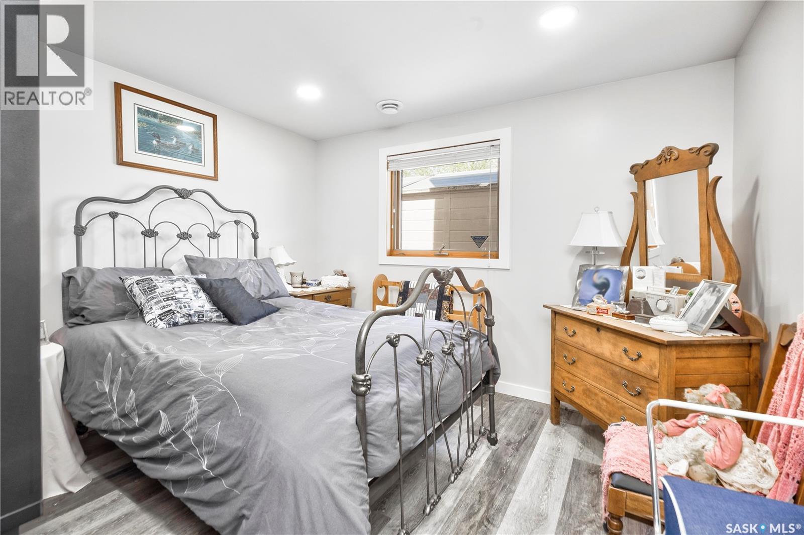 582 Mahon DRIVE — photo 23