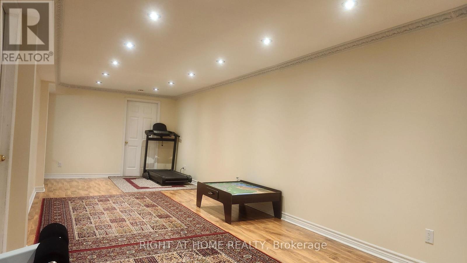3 Bed, 3 Bath House for Rent in Ottawa – 59 HAVENHURST CRESCENT, Ottawa – MLS# X13446340 - Image 23
