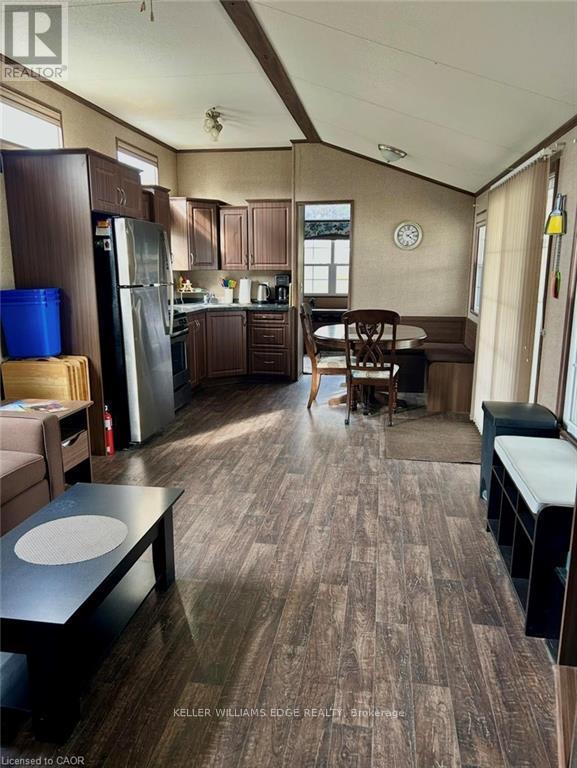 232352 2 WGR CONCESSION - 15
