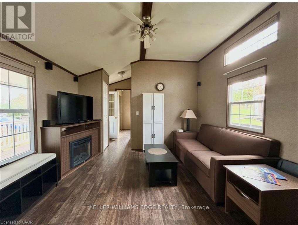 232352 2 WGR CONCESSION - 6