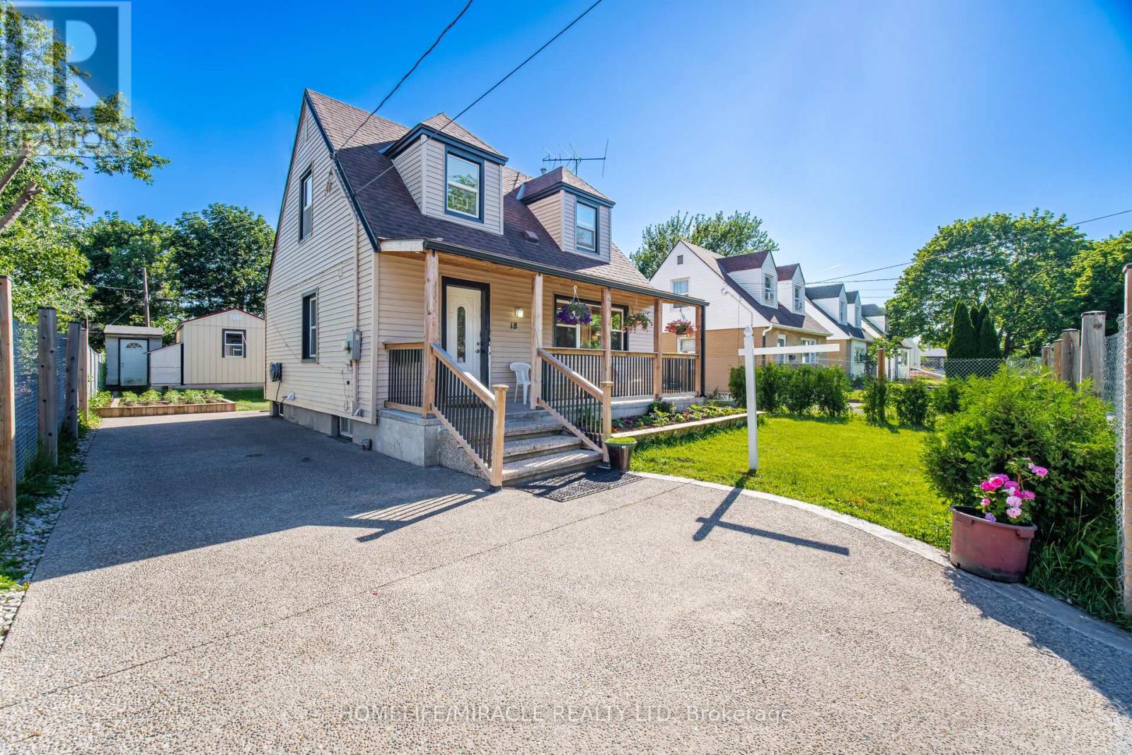 18 GLENGROVE AVENUE - 2