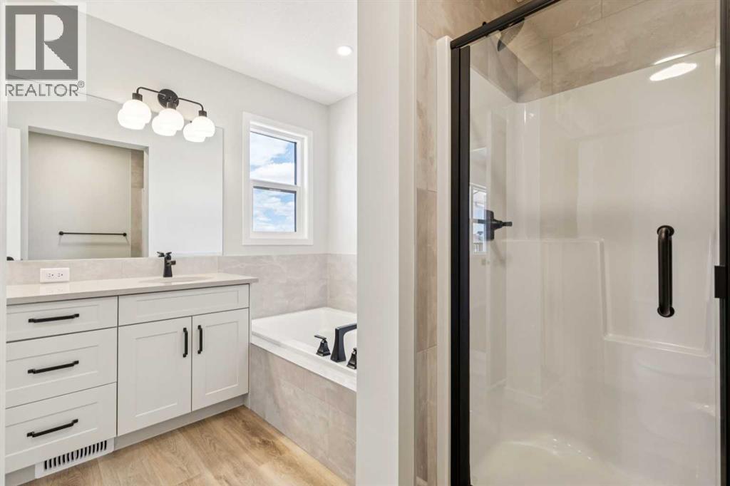 30 Hotchkiss Gardens SE - 22