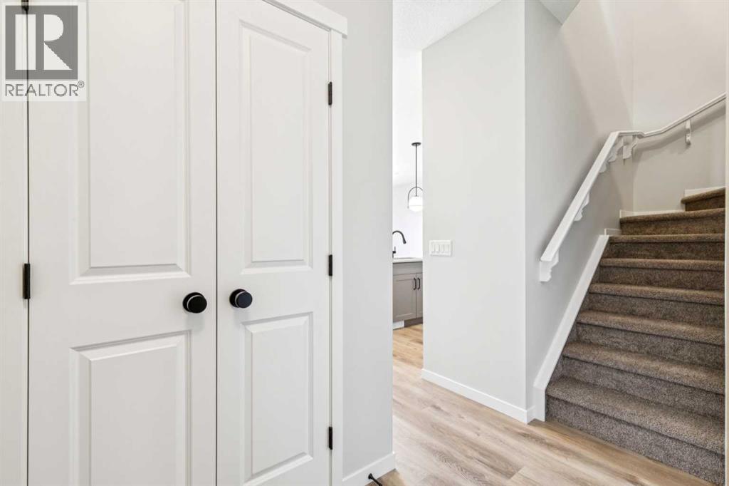 30 Hotchkiss Gardens SE - 3