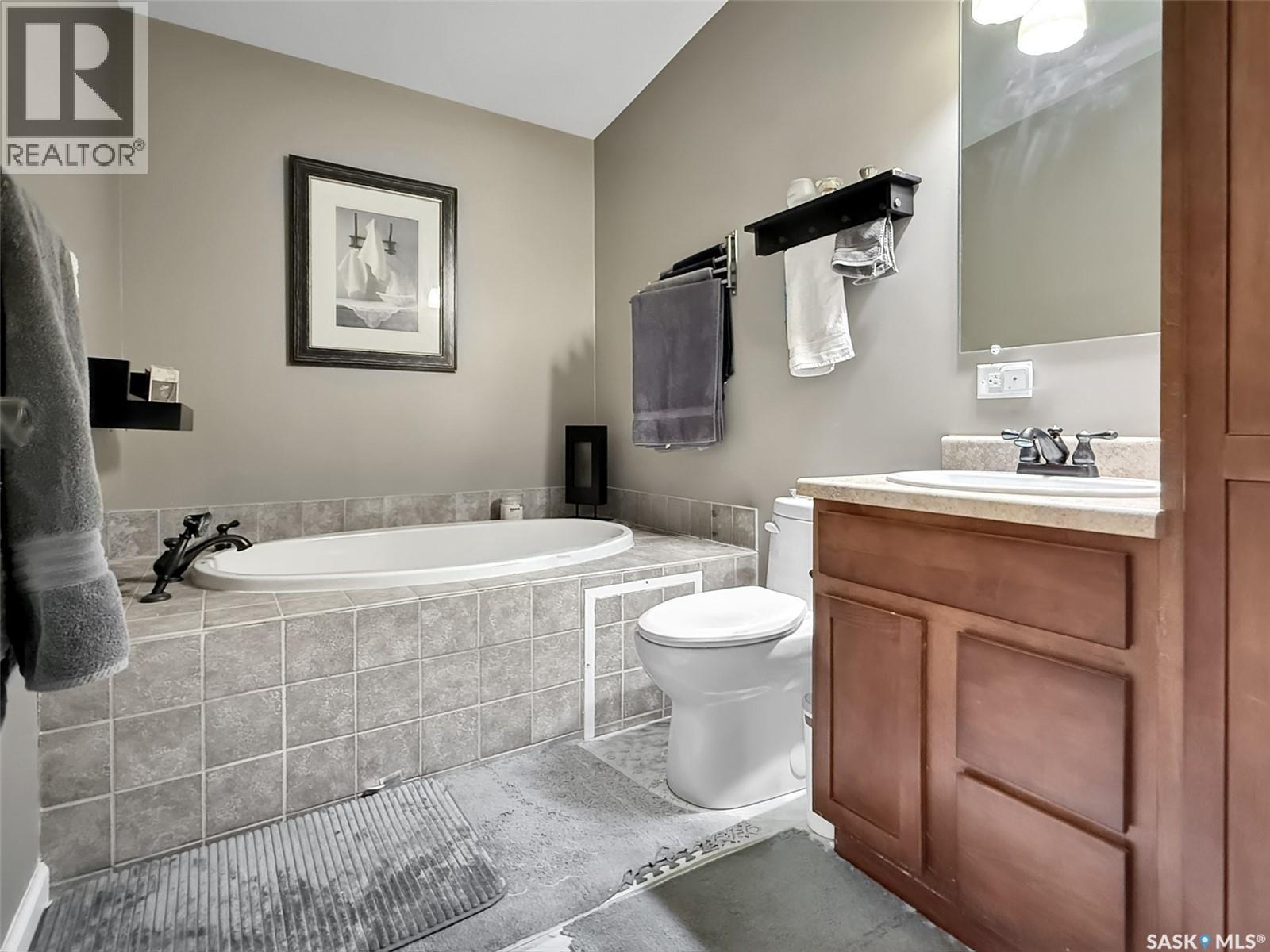 808 Chaplin STREET - 8