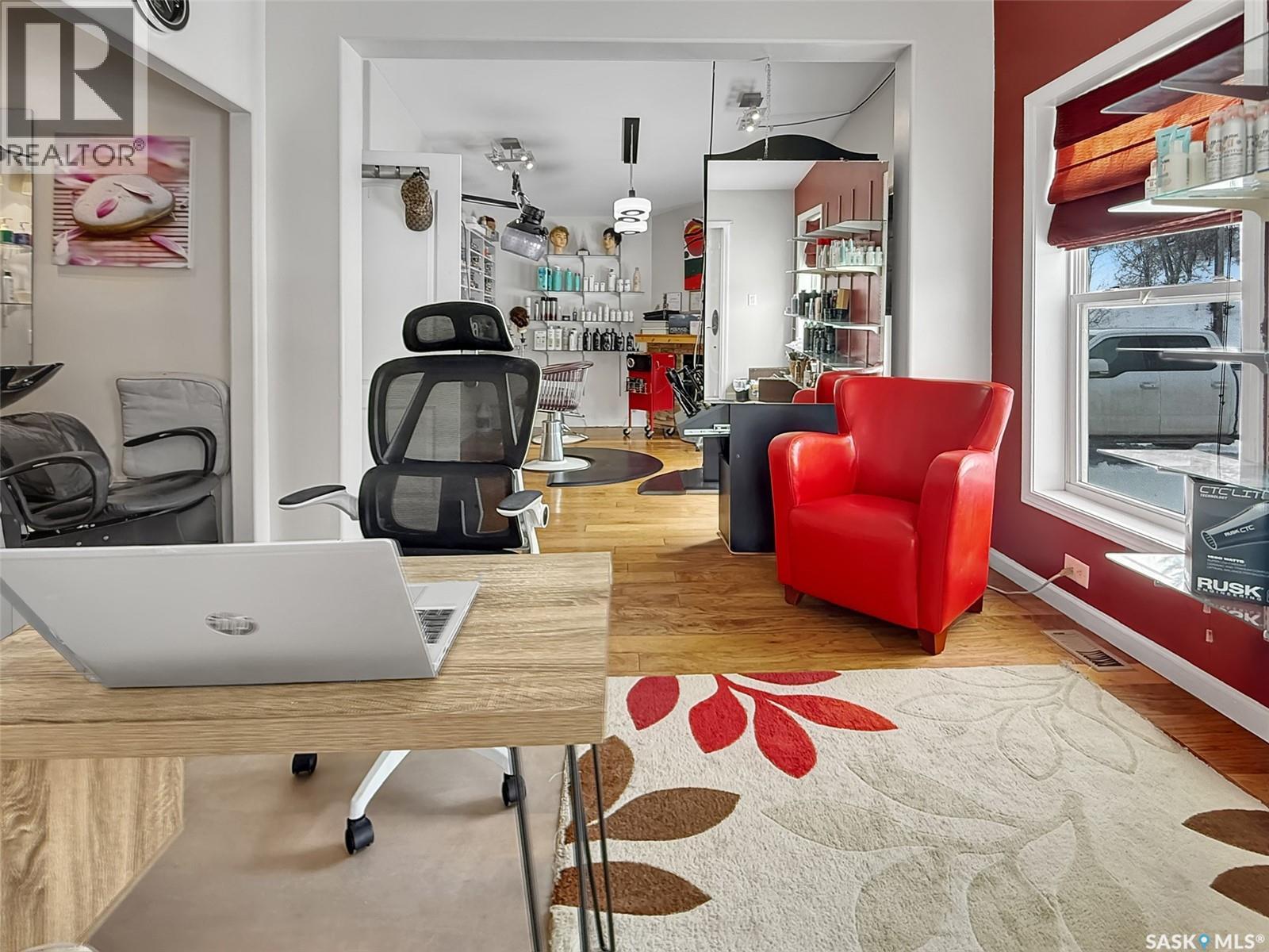 808 Chaplin STREET - 18