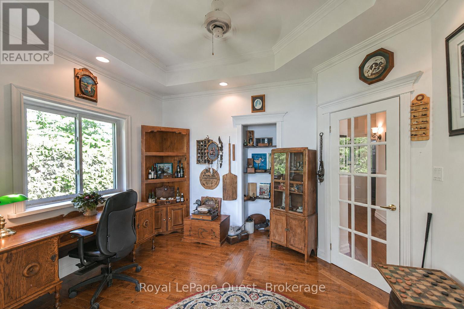 199 VICTORIA CRESCENT - 18