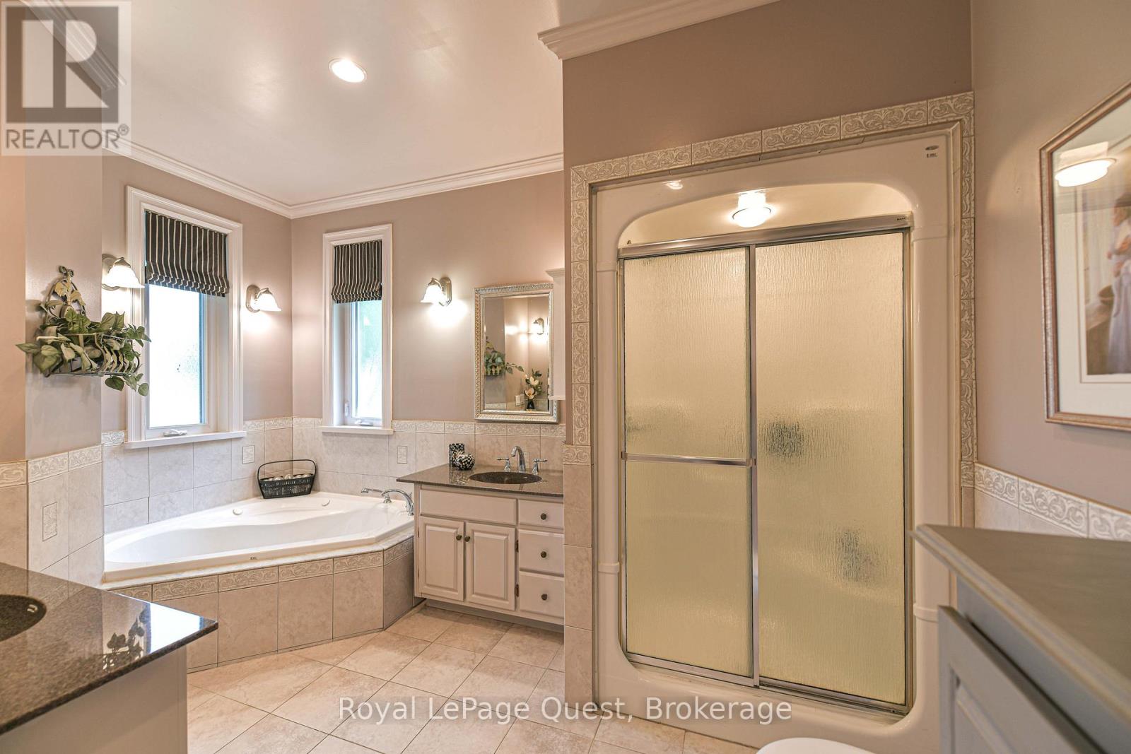 199 VICTORIA CRESCENT - 24