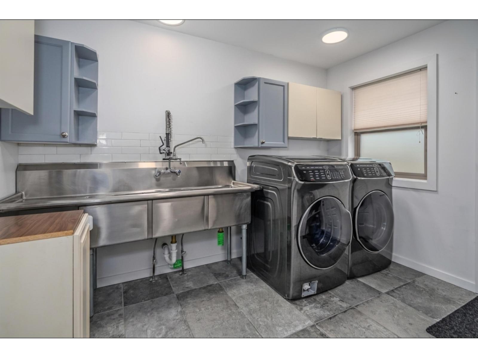 485 NAISMITH AVENUE, Harrison Hot Springs, Harrison Hot Springs