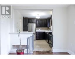 692 Sultana Square, Pickering, ON L1V3Y3 Photo 15