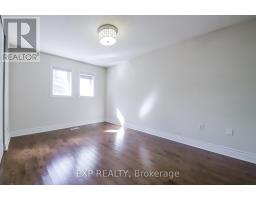 692 Sultana Square, Pickering, ON L1V3Y3 Photo 23