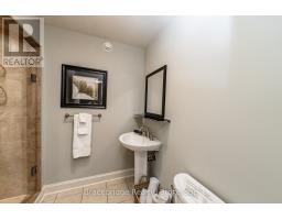 Carling 5 W3 - 3876 Muskoka Rd 118 Highway W, Muskoka Lakes, ON P0B1J0 Photo 22