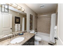 Carling 5 W3 - 3876 Muskoka Rd 118 Highway W, Muskoka Lakes, ON P0B1J0 Photo 23