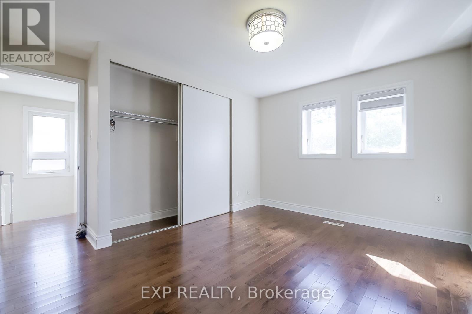 692 SULTANA SQUARE - 25