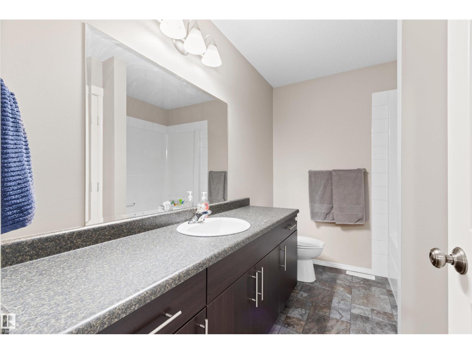4137 41A AV — photo 35