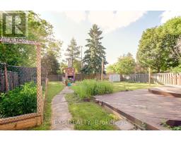 692 Sultana Square, Pickering, ON L1V3Y3 Photo 38