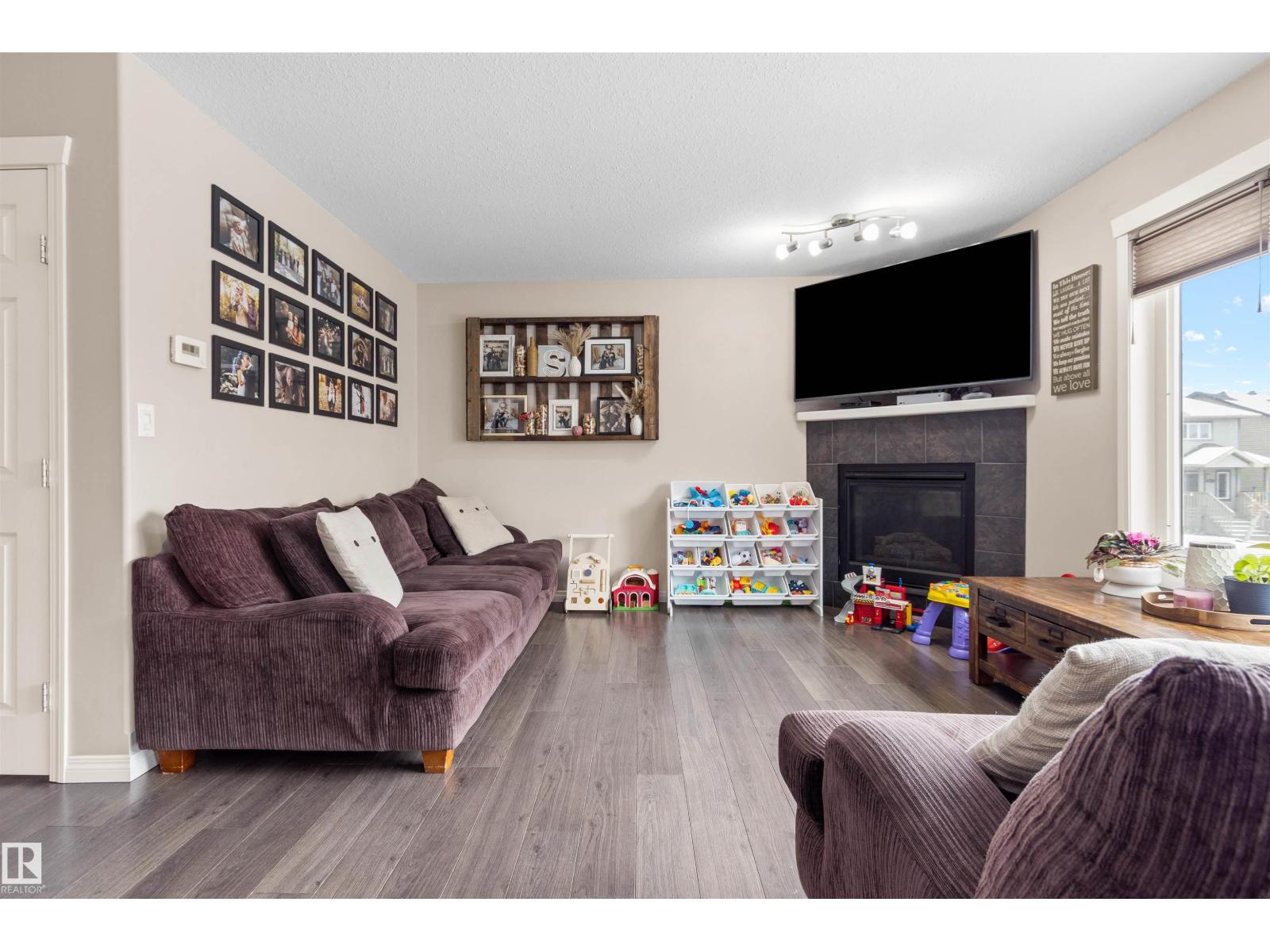 4137 41A AV — photo 23