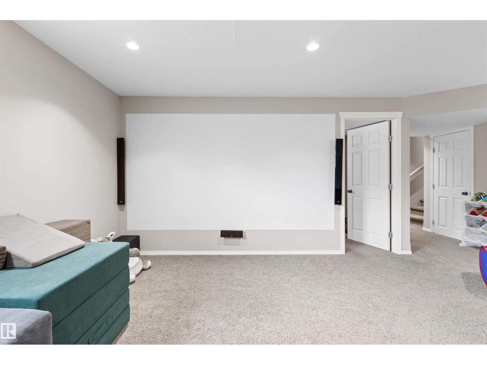 4137 41A AV — photo 37