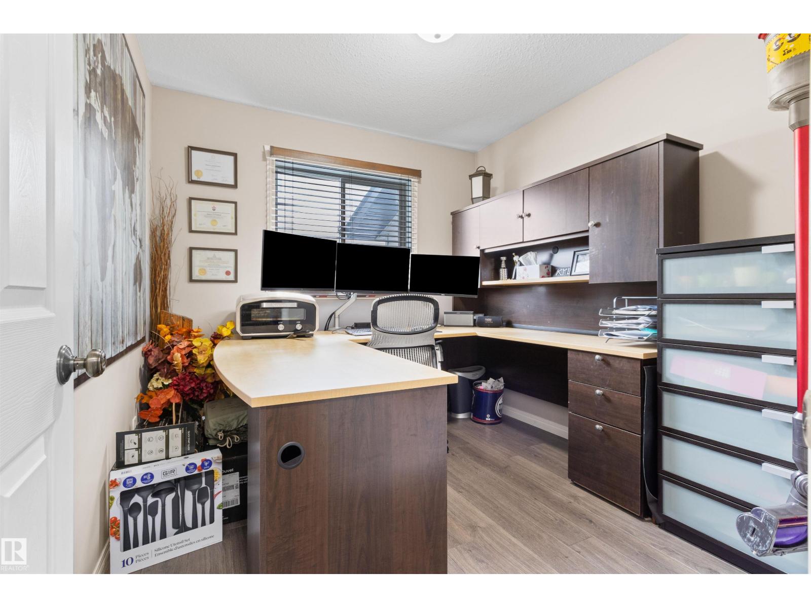 4137 41A AV — photo 26