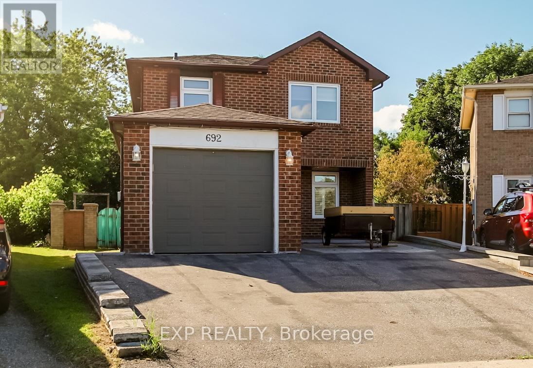 692 SULTANA SQUARE - 1