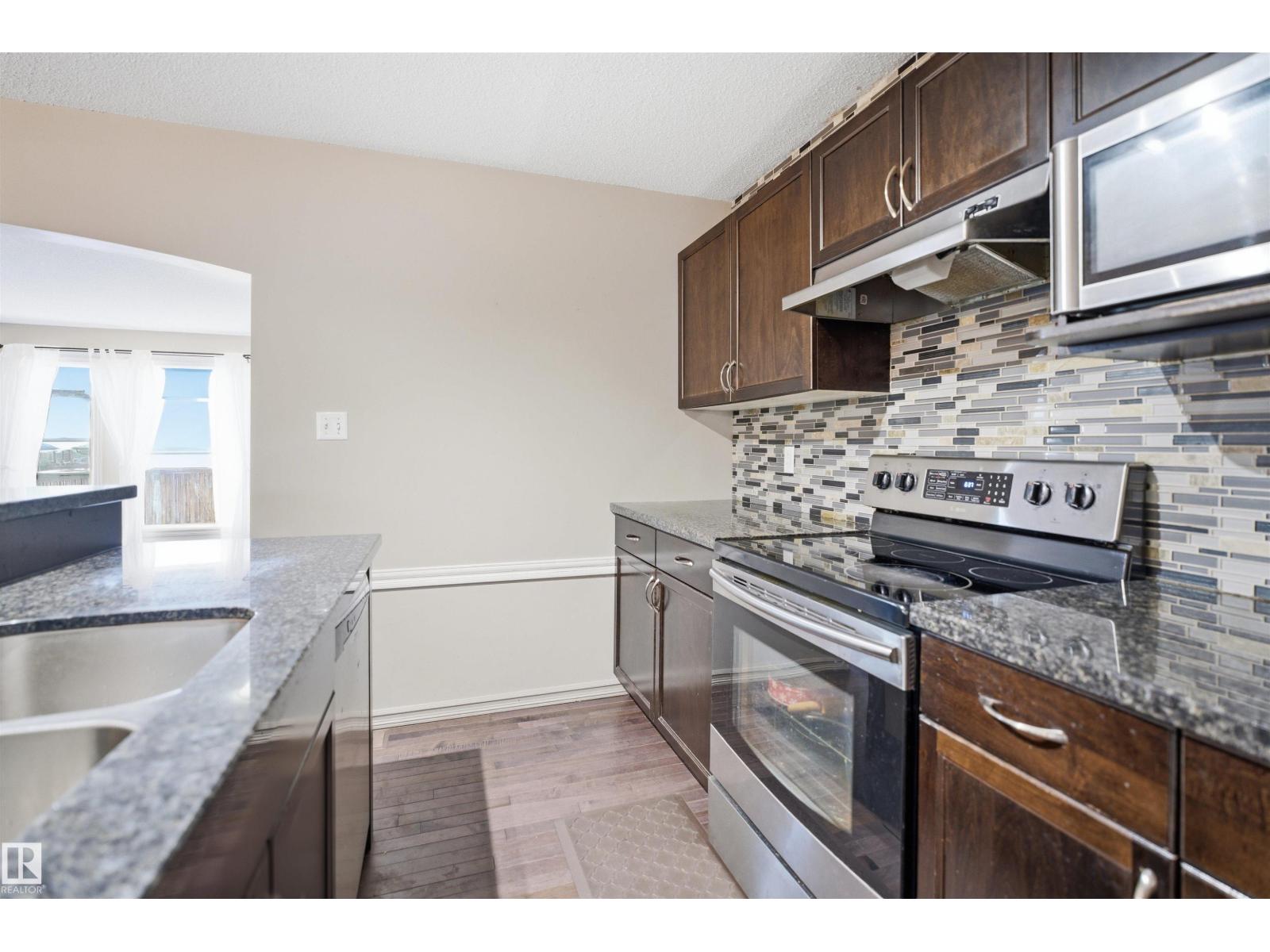 1144 35 AV NW - 13