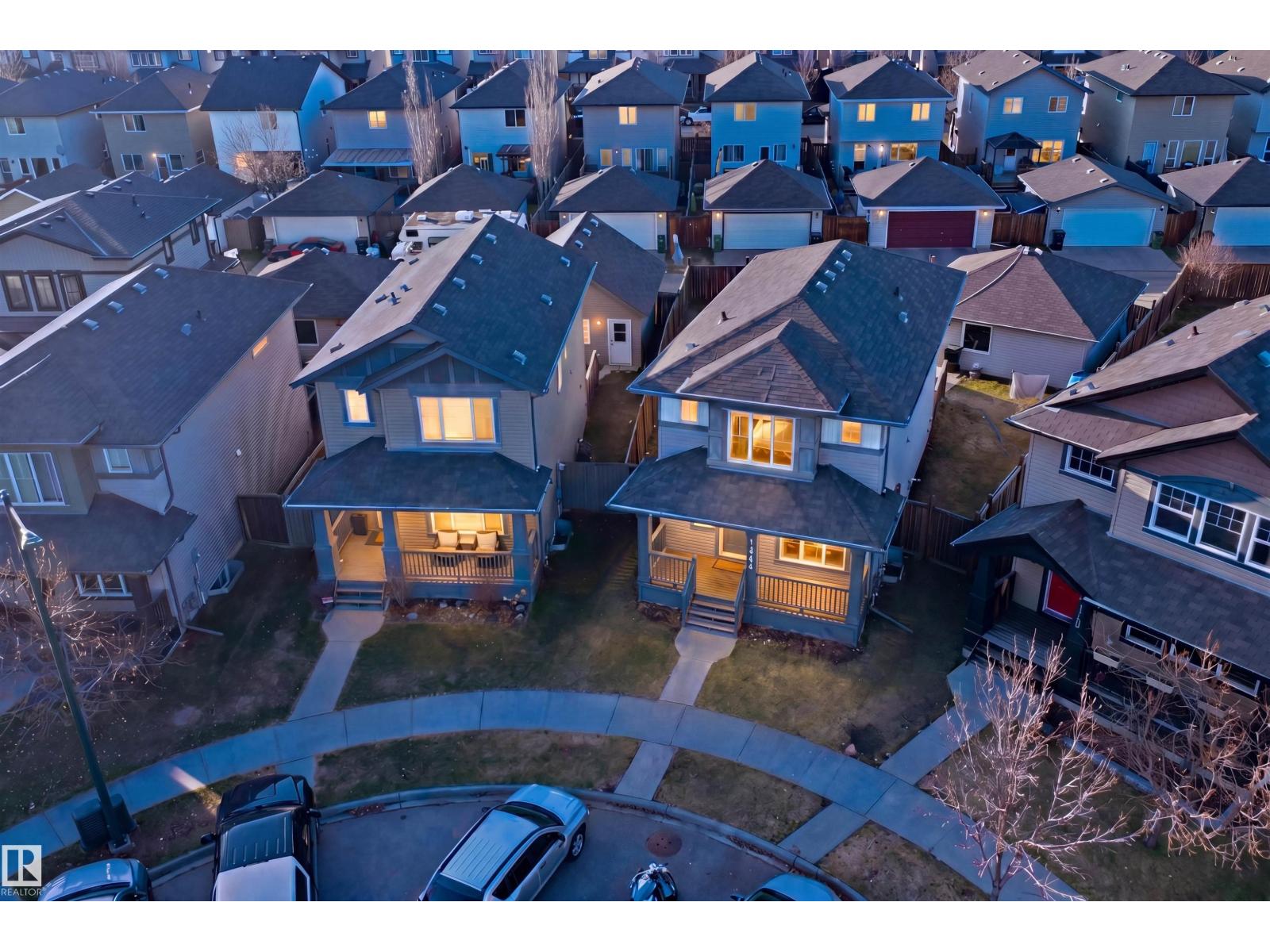 1144 35 AV NW - 3