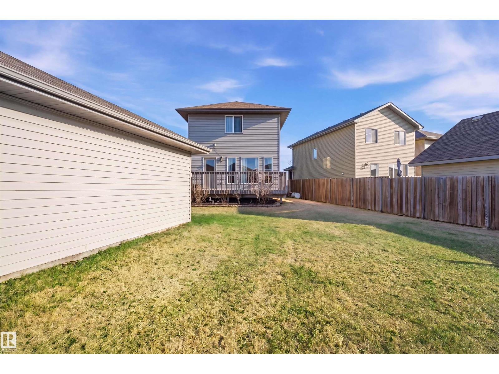 1144 35 AV NW - 47
