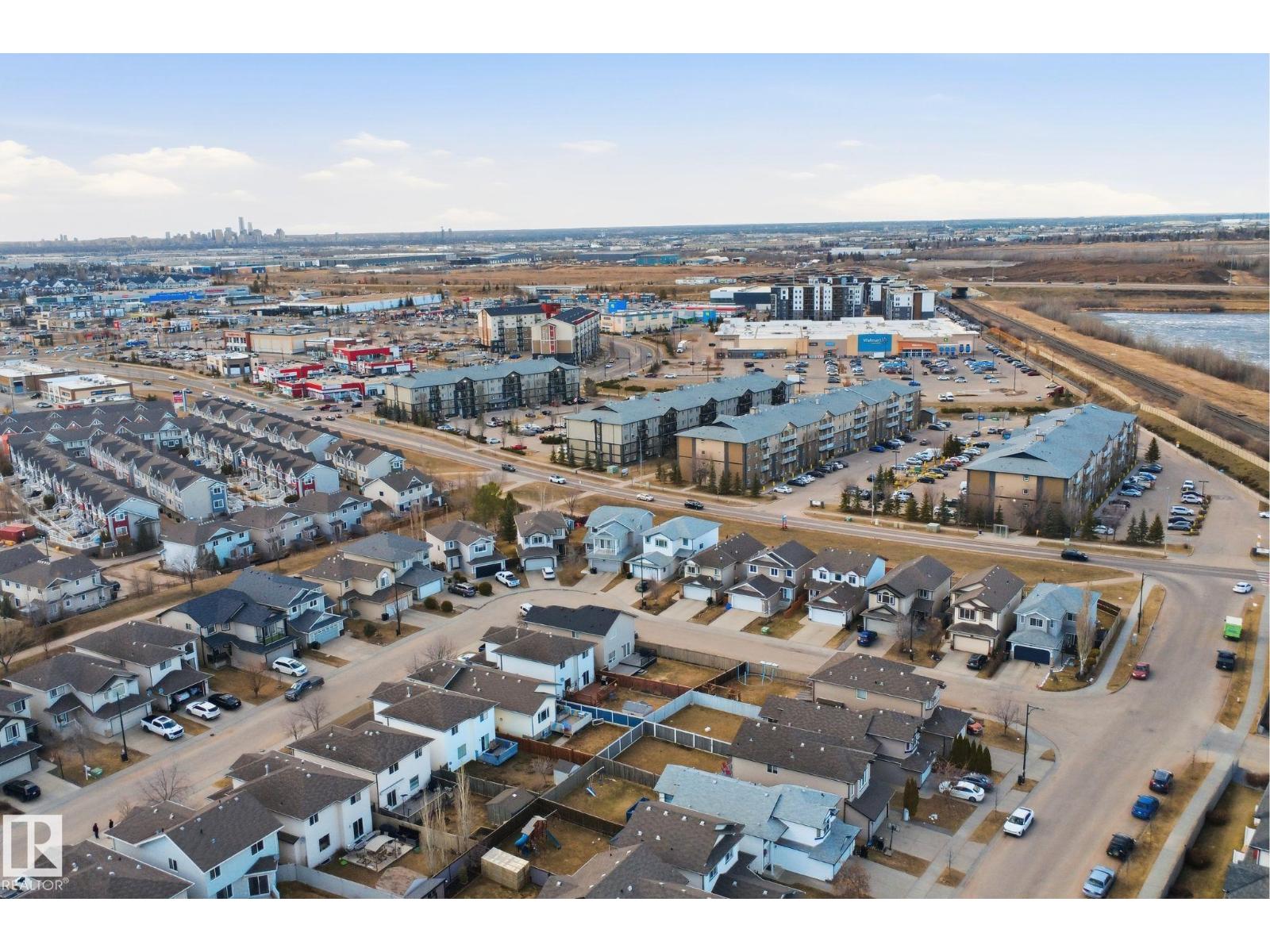 1144 35 AV NW - 61