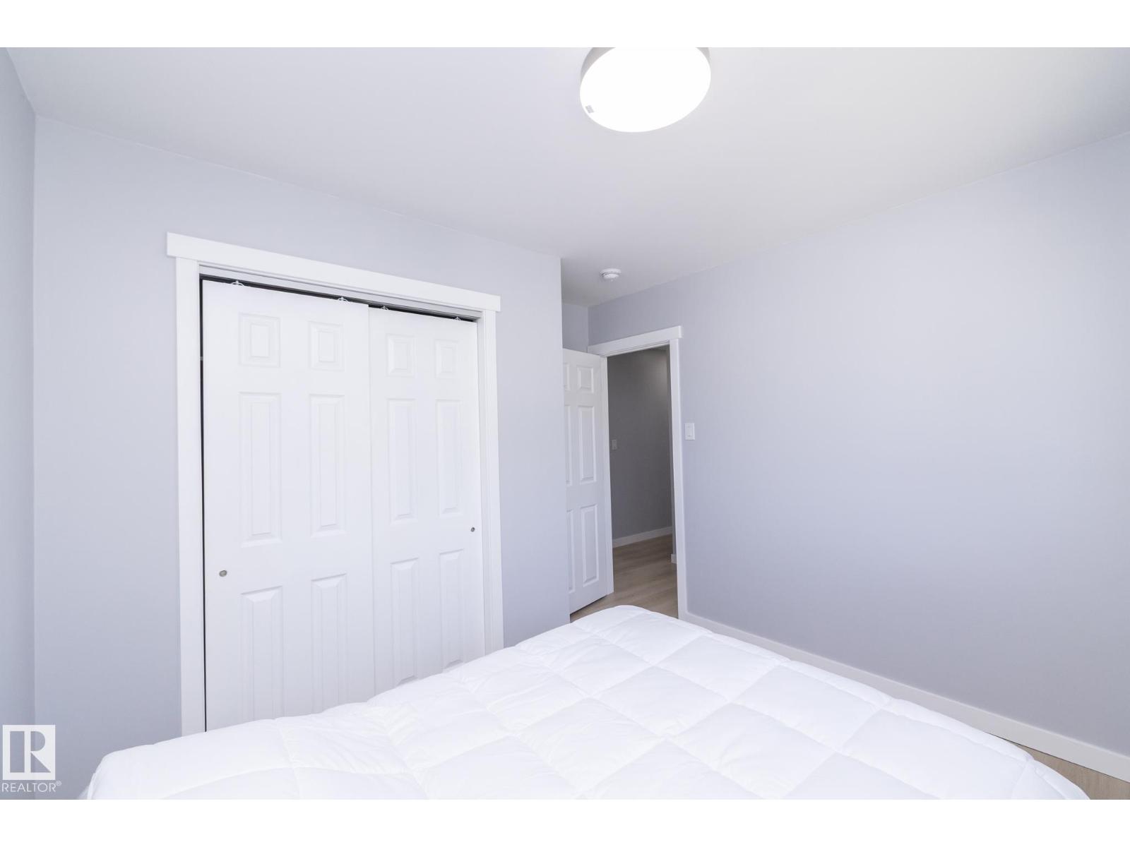 8008 159 ST NW — photo 21