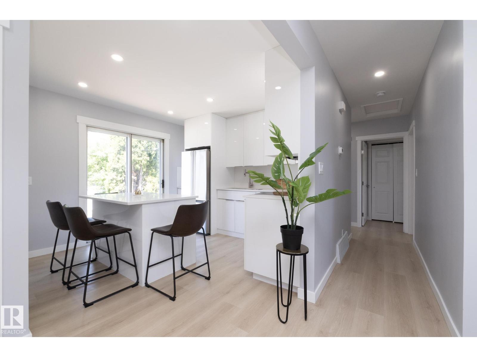 8008 159 ST NW — photo 9