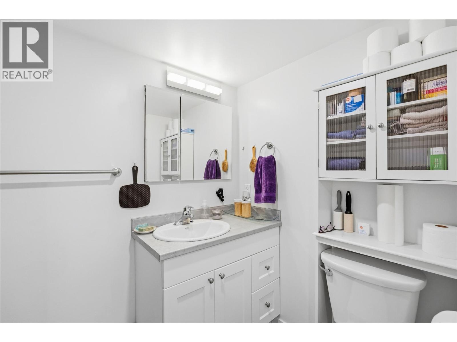 809 Main Street - 34