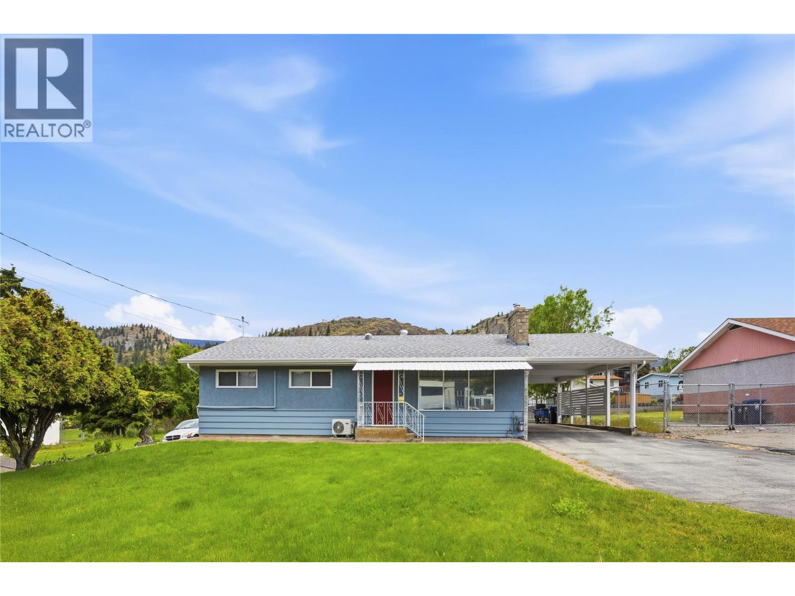 809 Main Street - 37