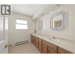 8311 Sunnywood Drive, Richmond, BC V6Y3G4 Photo 26