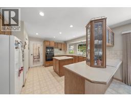 8311 Sunnywood Drive, Richmond, BC V6Y3G4 Photo 9