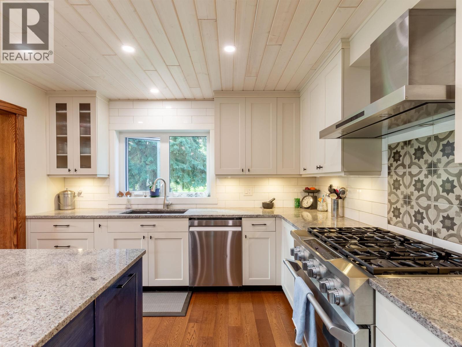 1910 KIDD Road, Smithers