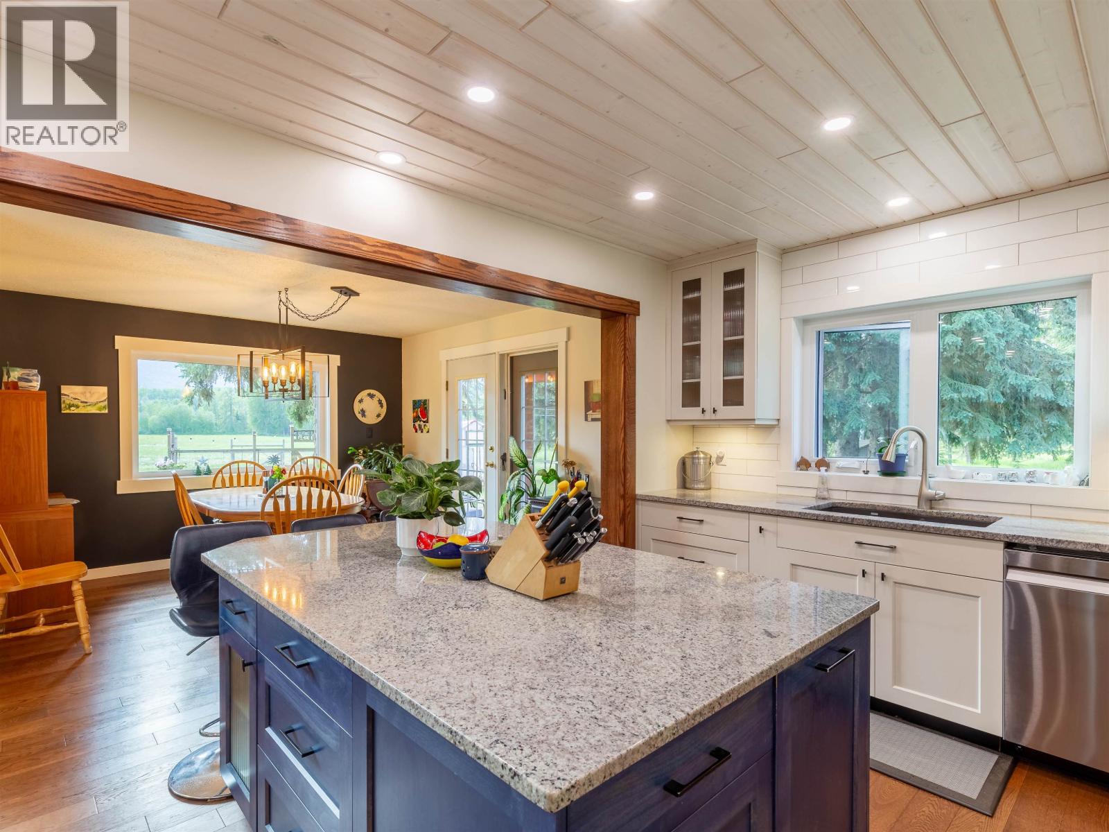 1910 KIDD Road, Smithers