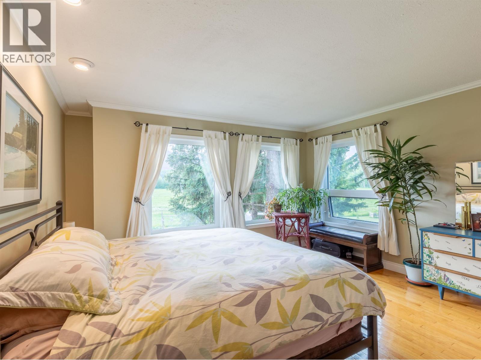 1910 KIDD Road, Smithers