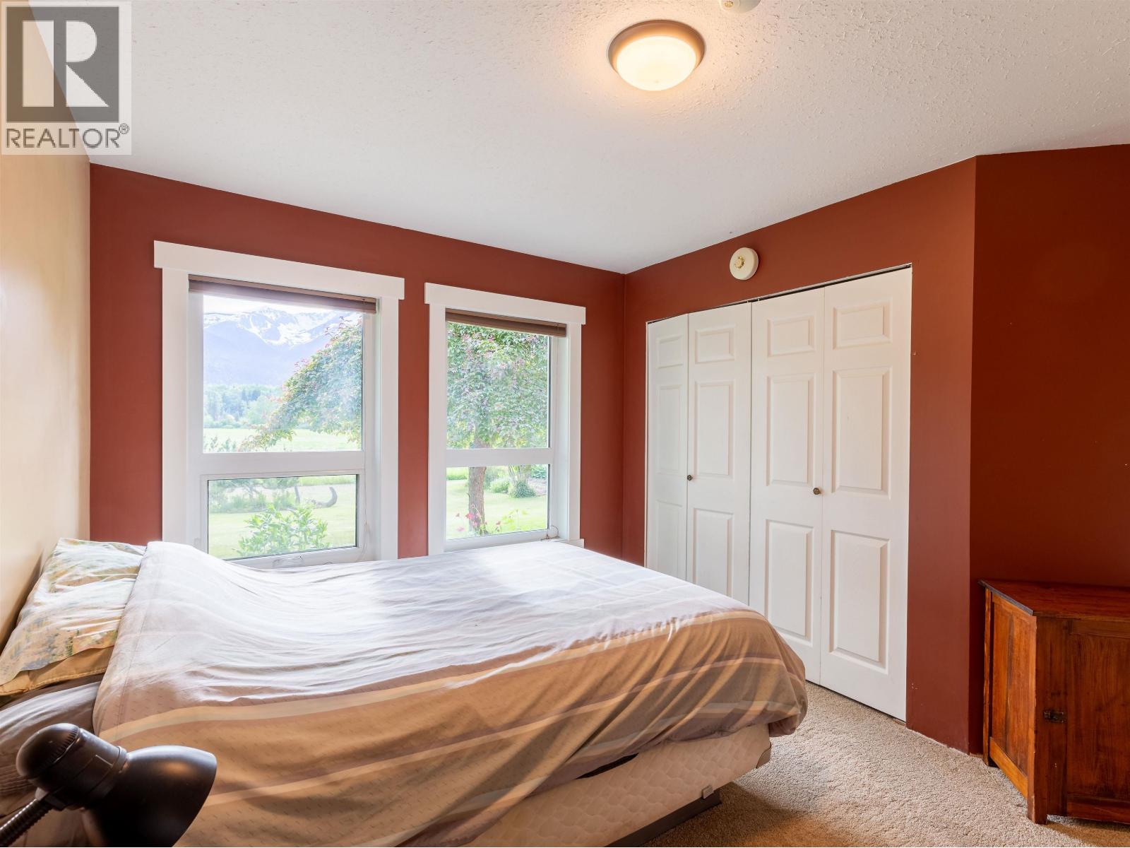 1910 KIDD Road, Smithers