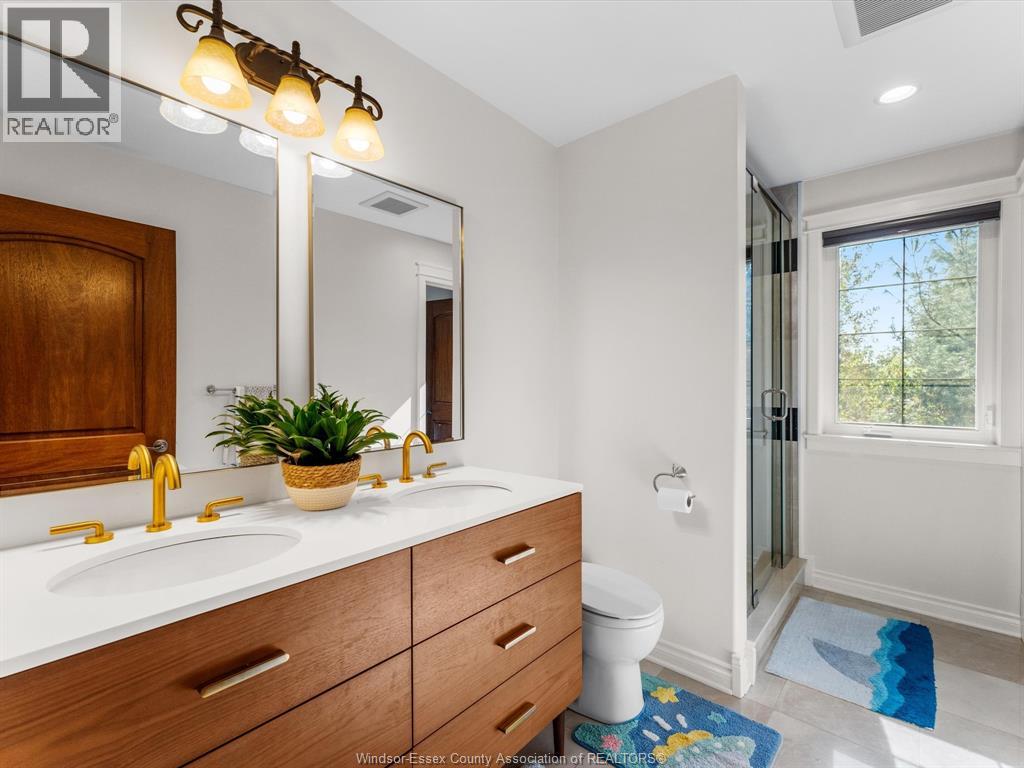 427 EAST RUSCOM RIVER - 27