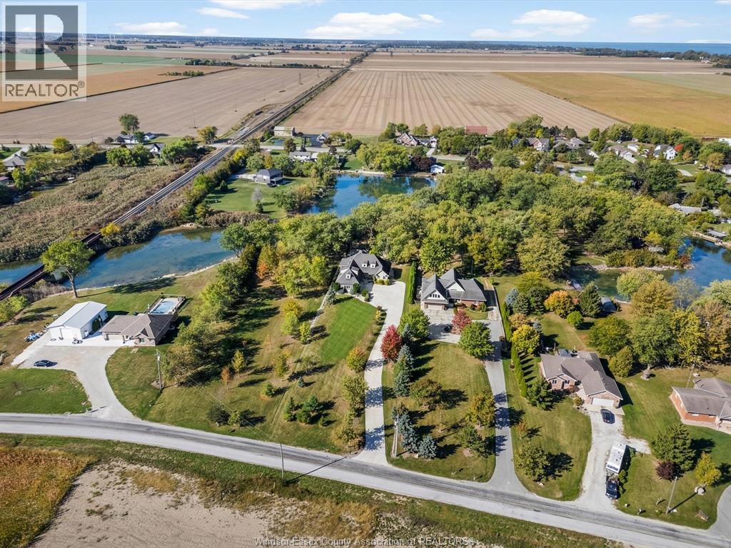 427 EAST RUSCOM RIVER - 3