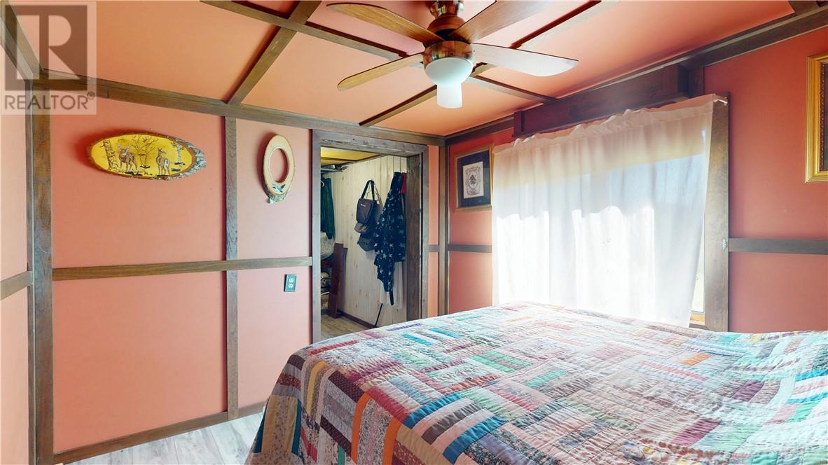 622 Campbell Rd - 63